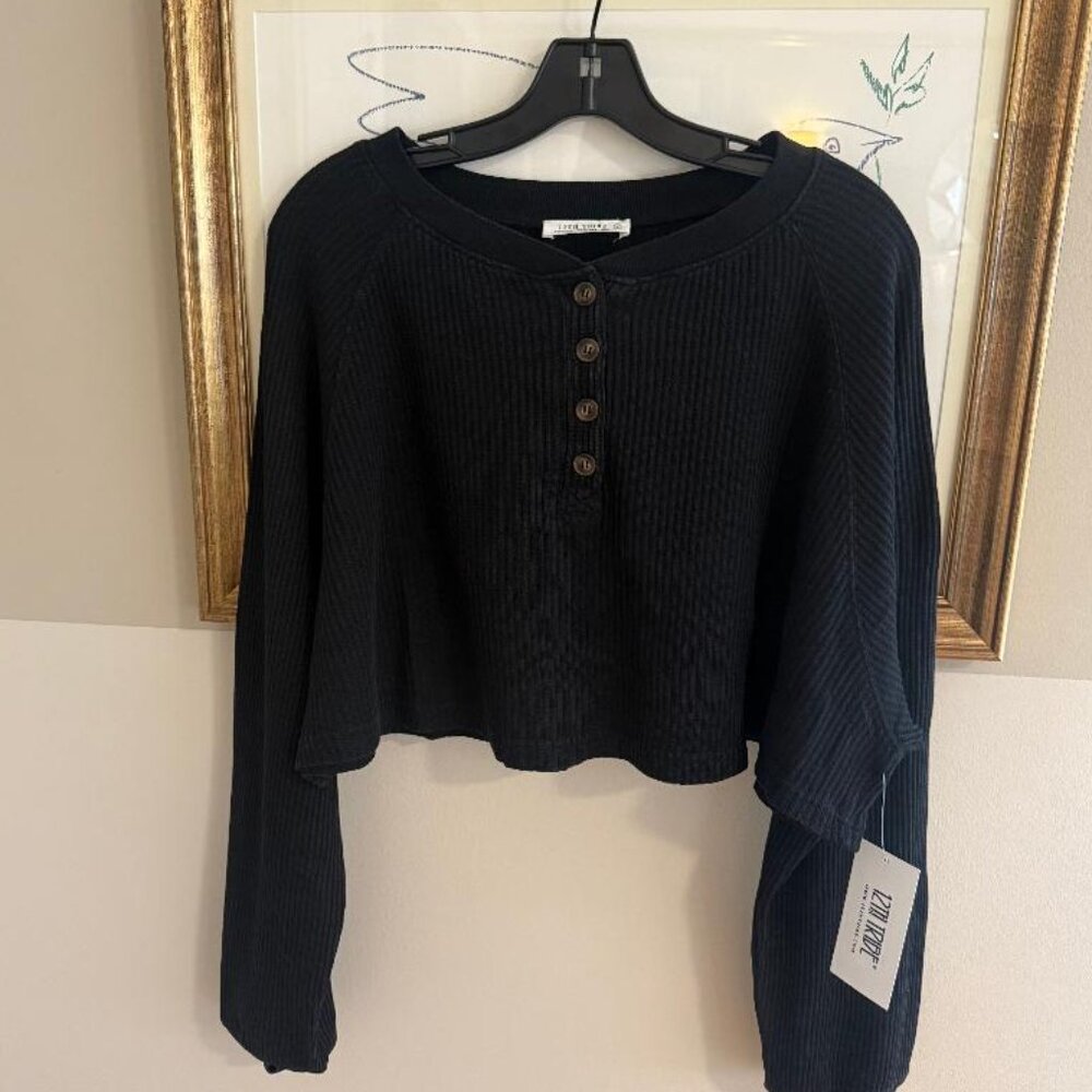 NWT Black Waffle Knit Henley size S